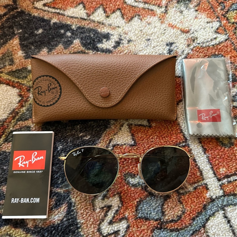 Ray Ban Round RB3447 Sunglasses